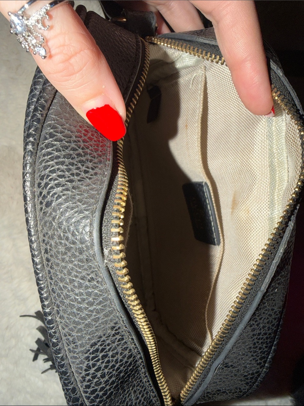 Gucci Black Pebbled Leather Crossbody with Tassel - Picture 2 of 2